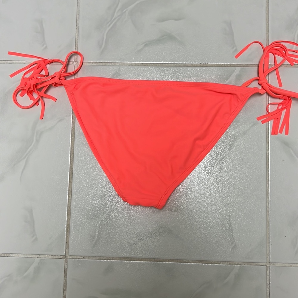 Xhilaration Bikini Bottoms - Picture 3 of 3